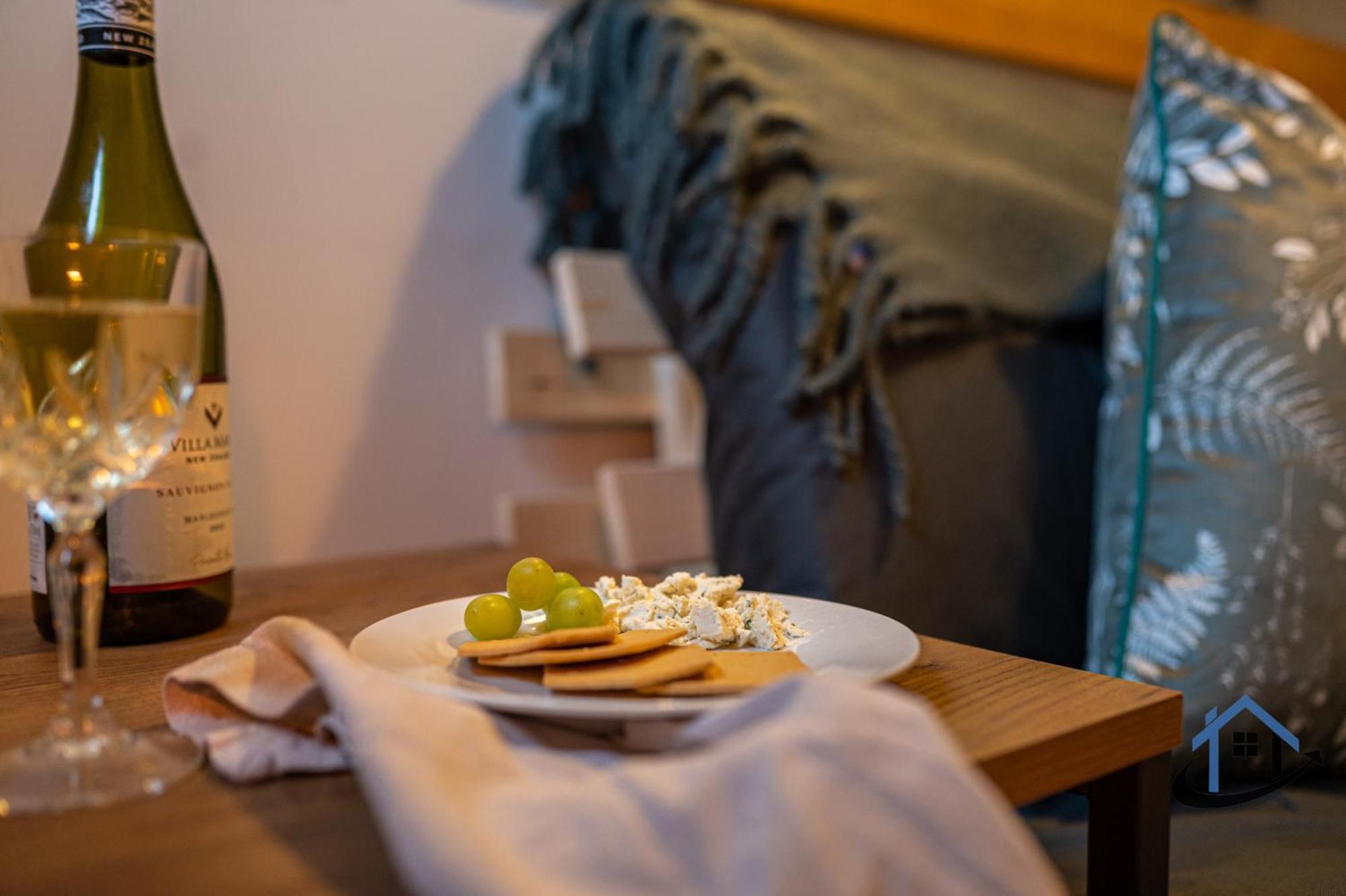 Stanwick Studio, Cosy Country Studio, Sleeps 4, Parking, Wifi Екстериор снимка